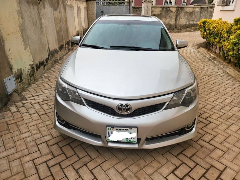 Main image of 2012 Toyota Camry SE
